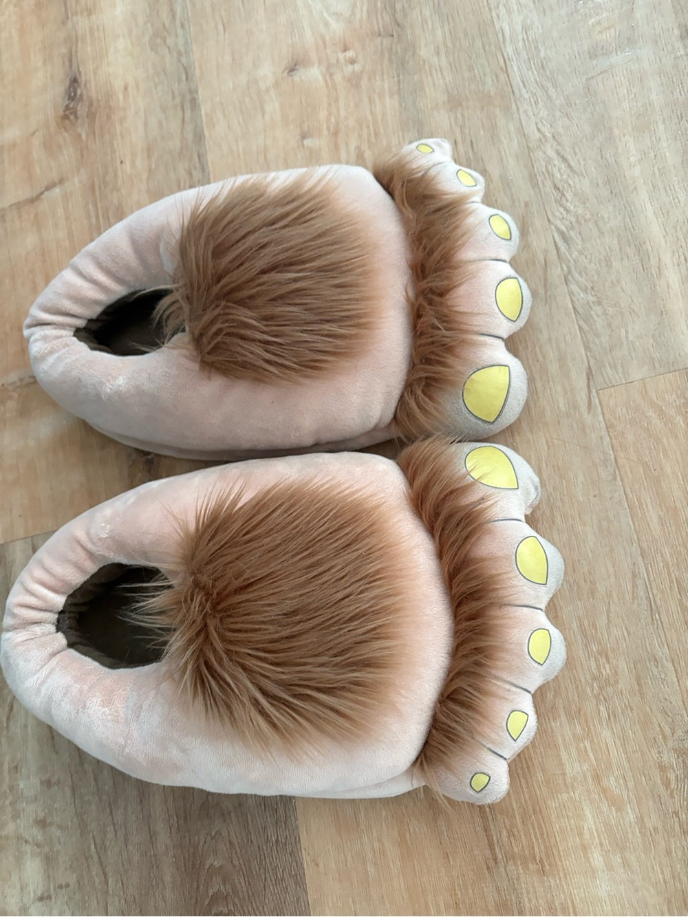 Thinkgeek retired hobbit slippers